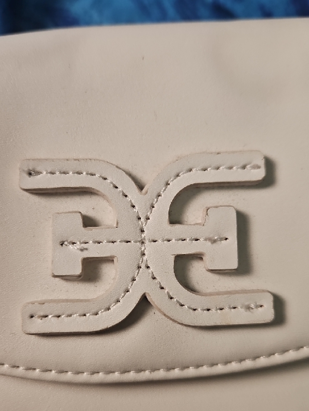 2/$75 Sam Edelman White Leather Wristlet Clutch - Picture 12 of 16